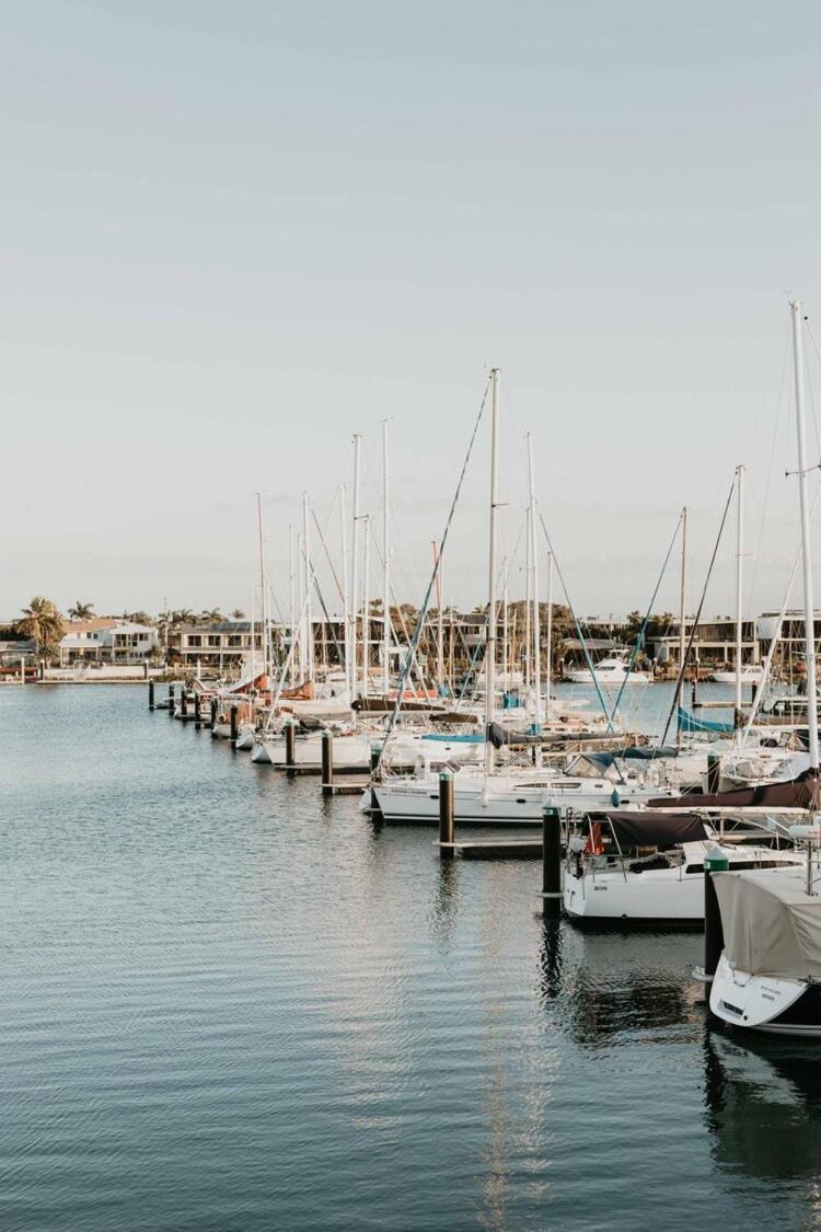 2 Bedroom Unit Mooloolaba- Walk To The Apartment Mooloolaba