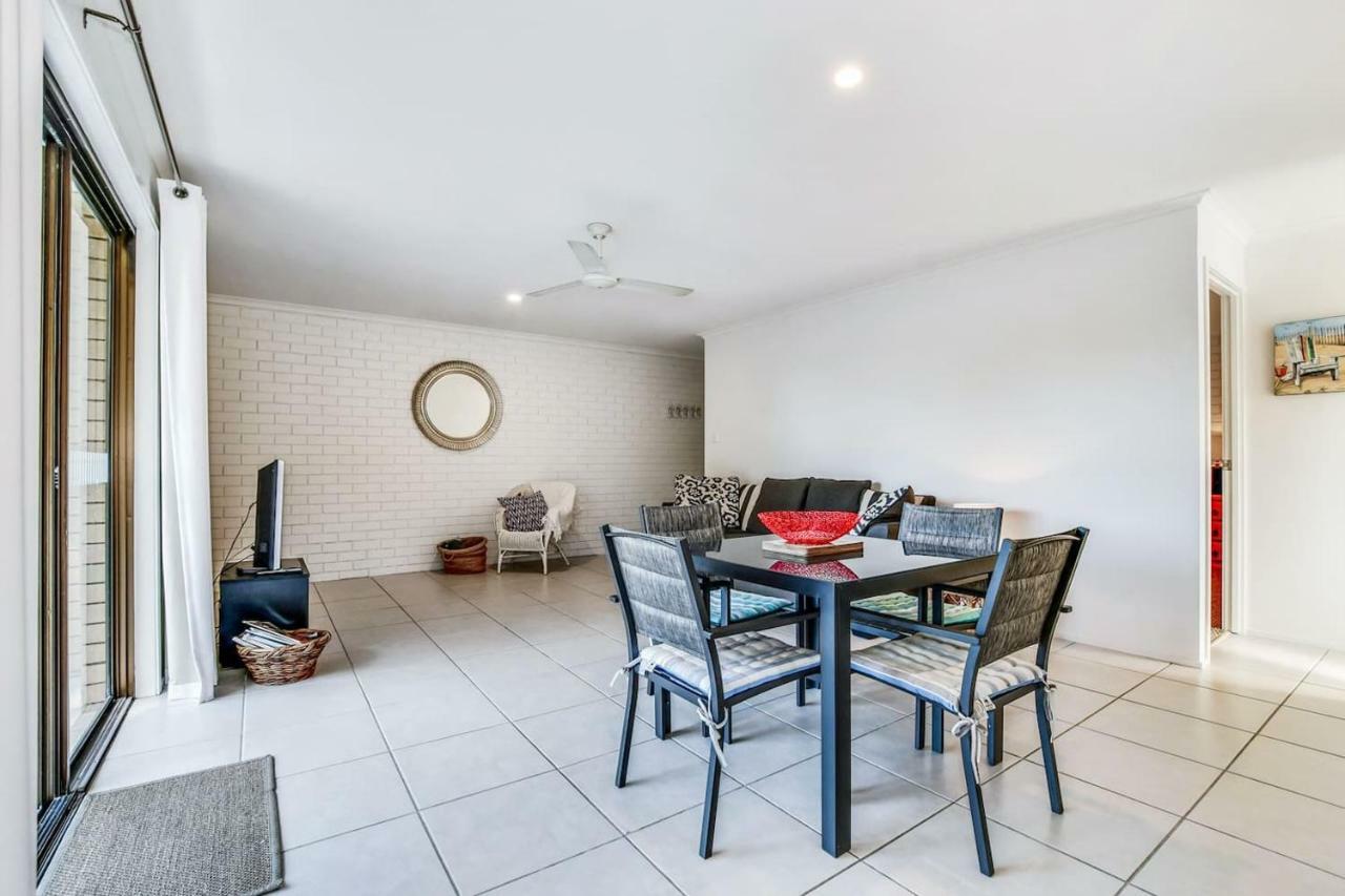 2 Bedroom Unit Mooloolaba- Walk To The Apartment *